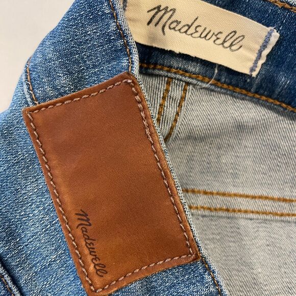 ~ Madewell 25 Jeans Cali Demi-Boot Raw Hem Button Light/Med Blue Wash Women's - Picture 5 of 15